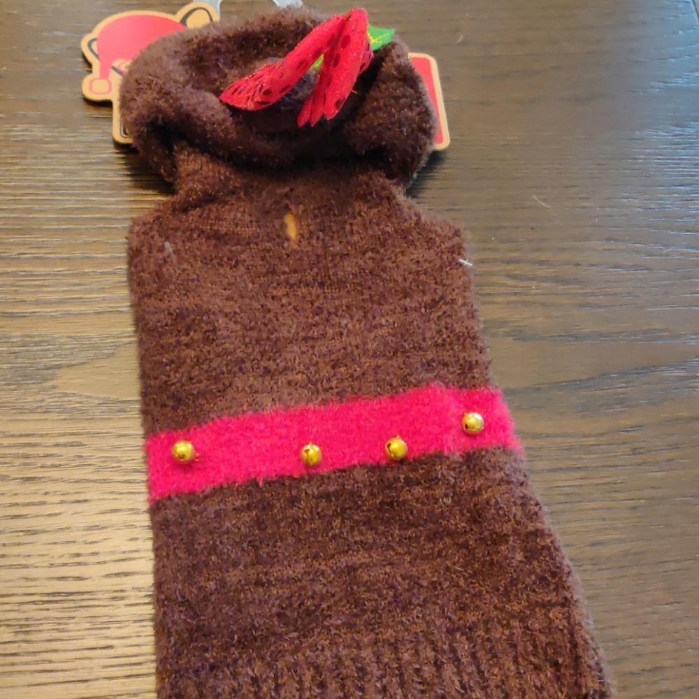 Dog reindeer sweater nwt